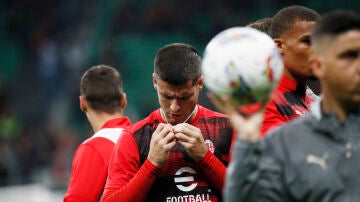 Álvaro Morata, antes de un partido con el AC Milan