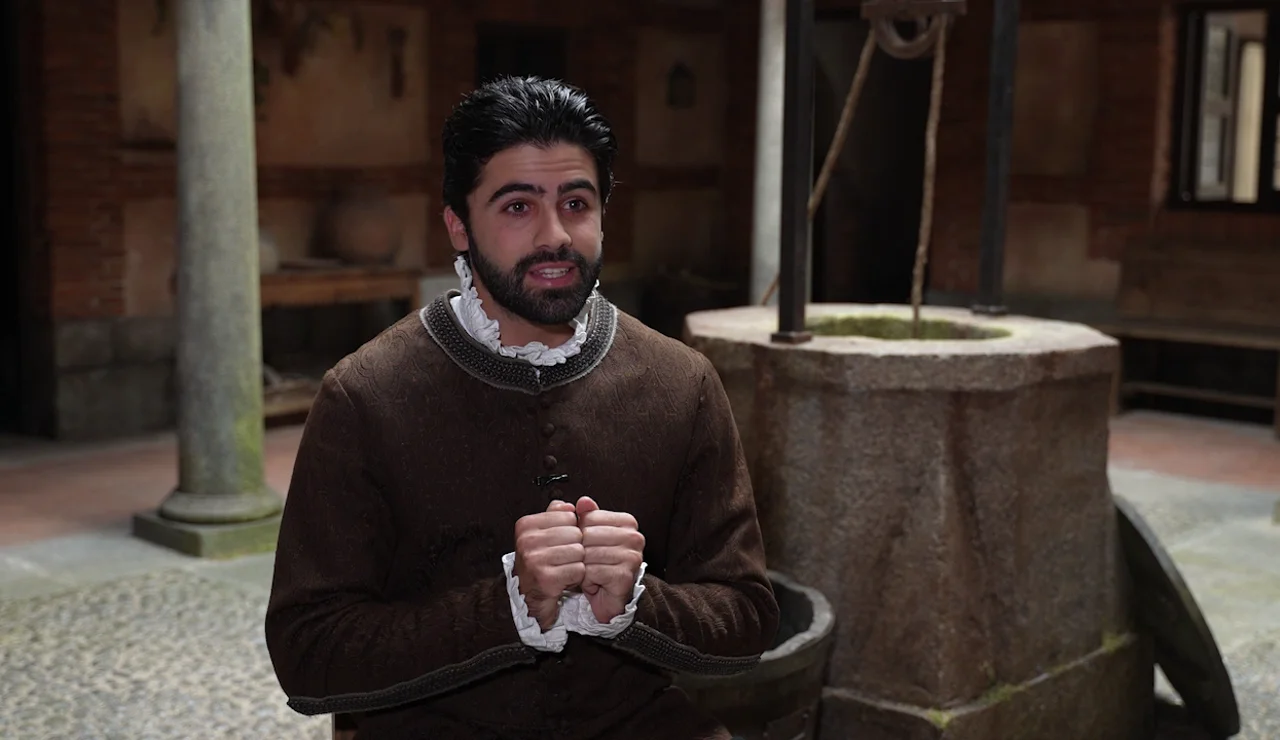 Jaime Gutiérrez es a Alonso en Beguinas, un joven que "se enamora locamente de Beatriz"