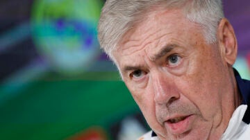 Carlo Ancelotti en rueda de prensa