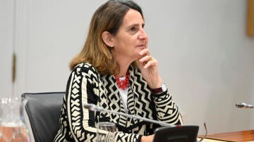 La vicepresidenta tercera y ministra para la Transición Ecológica y el Reto Demográfico, teresa Ribera, durante la reunión del Comité de crisis