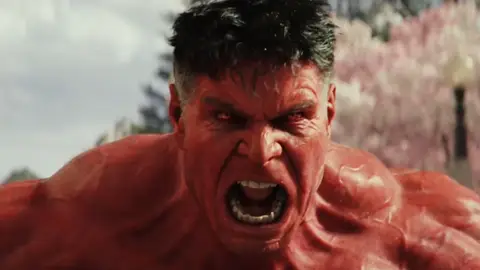 Harrison Ford como Hulk Rojo en Capitán América: Brave New World Harrison Ford como Hulk Rojo en Capitán América: Brave New World