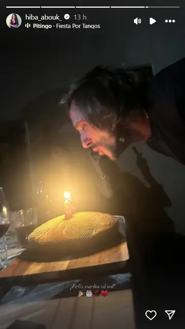 Antonio Revilla celebrando su cumpleaños con Hiba Abouk Antonio Revilla celebrando su cumpleaños con Hiba Abouk