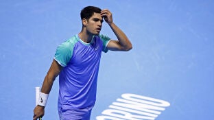 Carlos Alcaraz, en su partido ante Casper Ruud en las Nitto ATP Finals