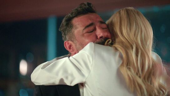 ¡Emoción a flor de piel! Nebahat y Akif viven un momento inolvidable al descubrir el sexo de su bebé