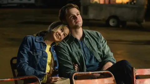 Renée Zellweger y Leo Woodall en Bridget Jones 4 Renée Zellweger y Leo Woodall en Bridget Jones 4