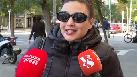 Elisa Mouliaá Elisa Mouliaá