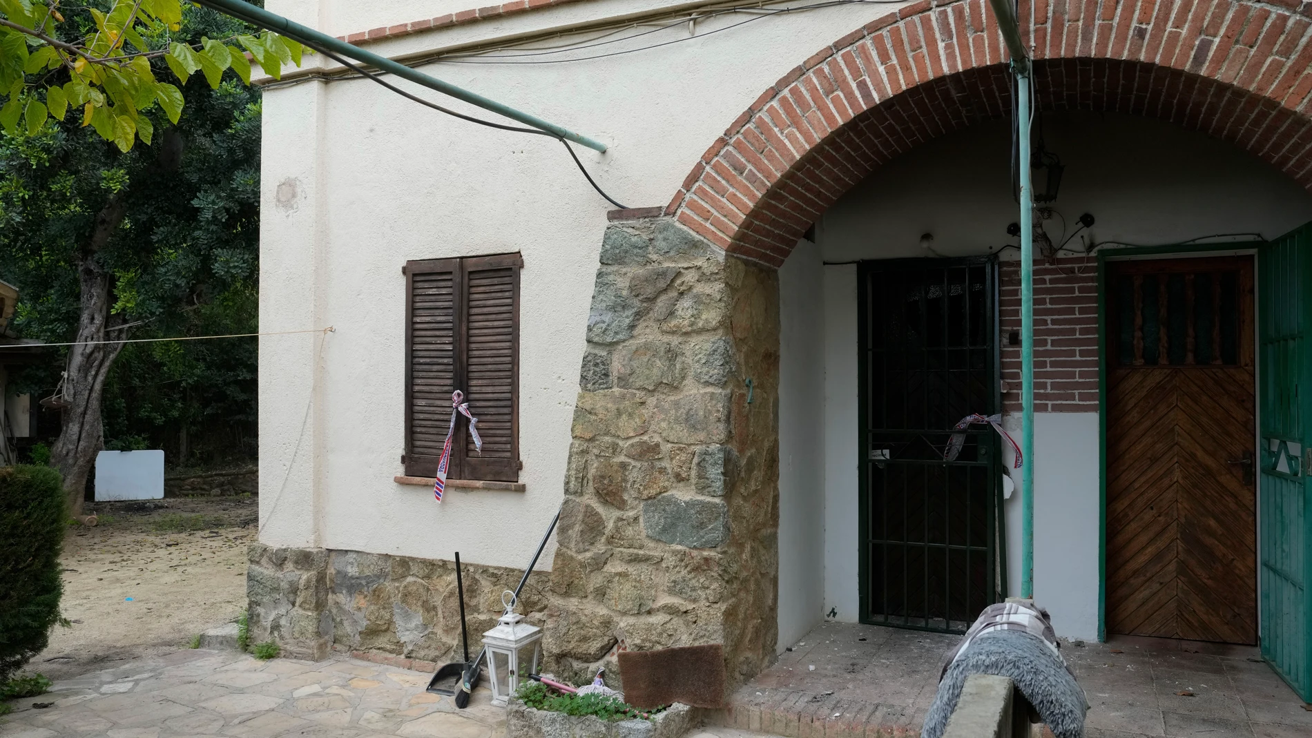 Los Mossos investigan la muerte de un padre y un hijo en Arenys de Mar, Los Mossos investigan la muerte de un padre y un hijo en Arenys de Mar,