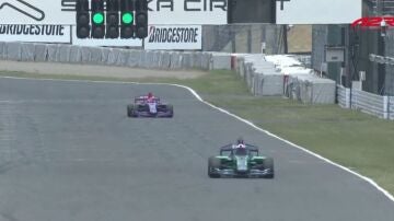 Carrera entre Kvyat y un coche dirigido por IA