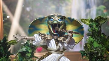 La Cobra encandila con su primera actuación en Mask Singer al son de ‘Hot n Cold,’ de Katy Perry 