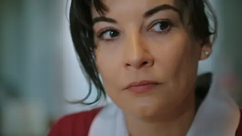 Un fogoso recuerdo asalta a Sultan: ¡las noches con Ferit vuelven a su mente! Un fogoso recuerdo asalta a Sultan: ¡las noches con Ferit vuelven a su mente!