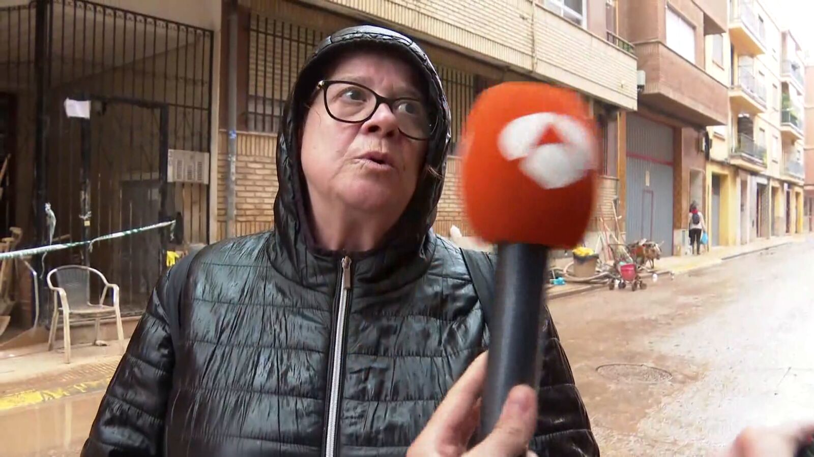 Más de 100 vecinos de Torrent y Catarroja desalojados por riesgo de derrumbe tras la DANA: 