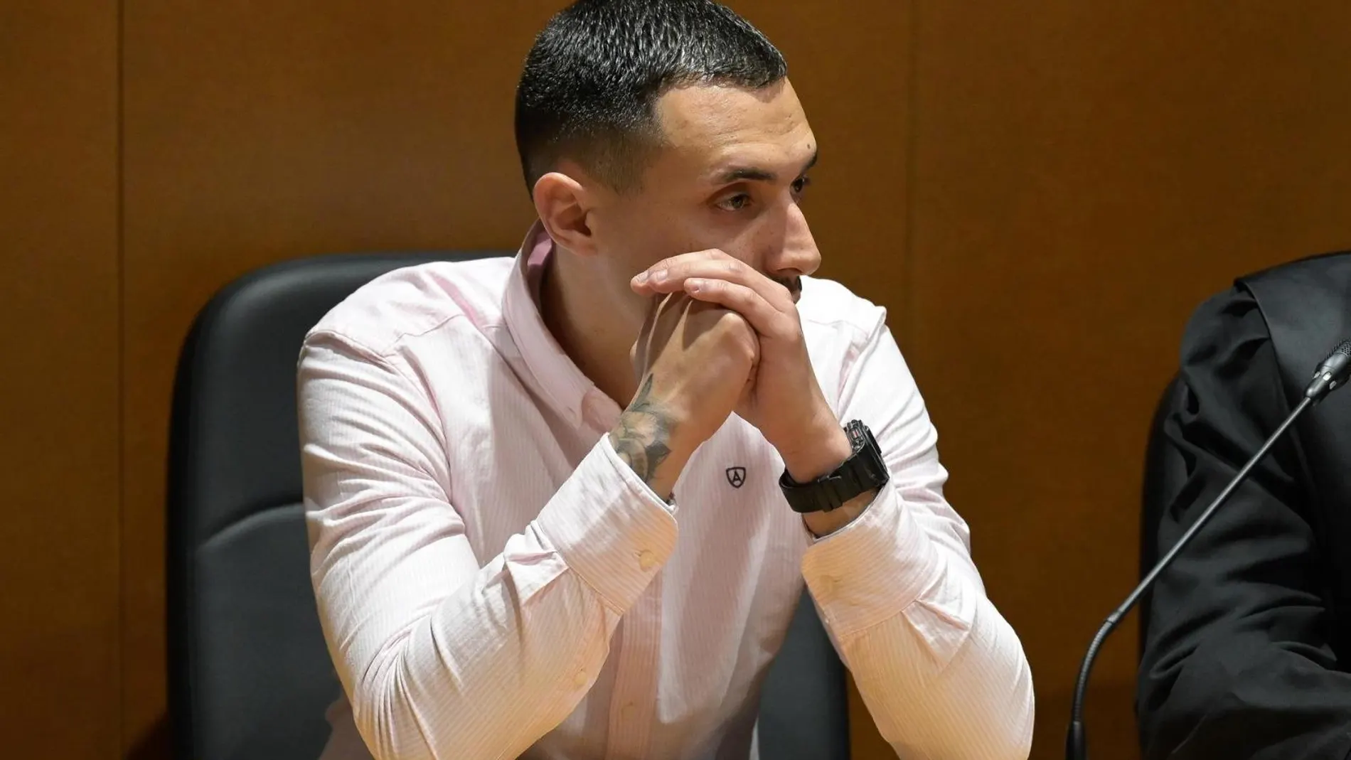 Uno de los acusados del crimen de Samuel Luiz: "Quiero pedirle perdón a la familia. Si no fuera por mí, no habría pasado" Uno de los acusados del crimen de Samuel Luiz: "Quiero pedirle perdón a la familia. Si no fuera por mí, no habría pasado"