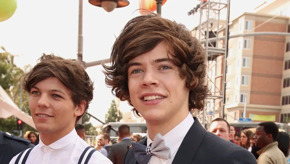 Louis Tomlinson y Harry Styles Louis Tomlinson y Harry Styles