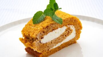Rollo de calabaza con crema de queso, de Eva Arguiñano