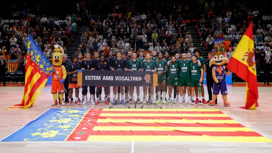 Minuto de silencio en la Fonteta Minuto de silencio en la Fonteta