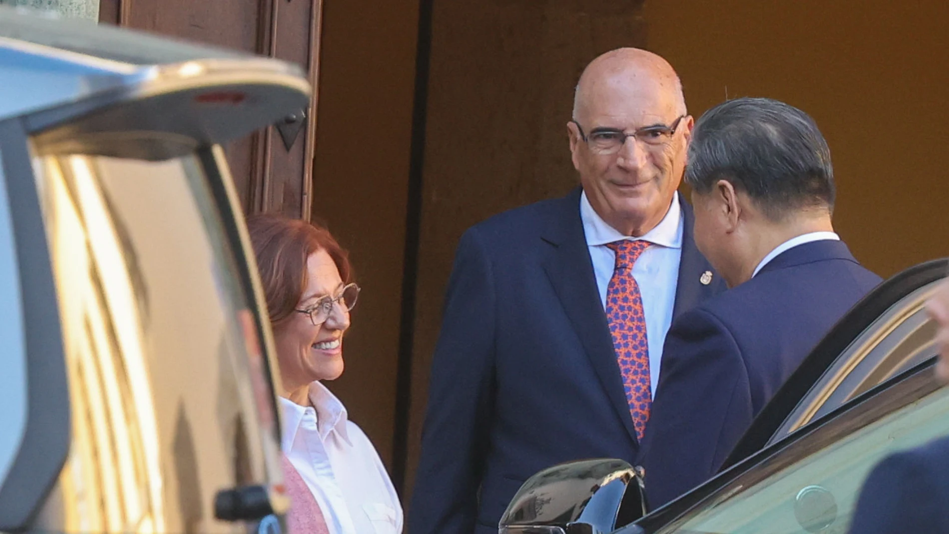 El presidente de la República Popular China, Xi Jinping, saluda a la directora de la Casa Museo de Colón El presidente de la República Popular China, Xi Jinping, saluda a la directora de la Casa Museo de Colón