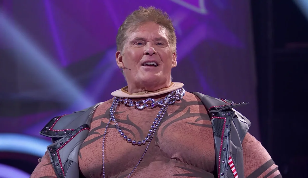 ¡Pillado por Javier Ambrossi! David Hasselhoff era Hipopótamo en Mask Singer