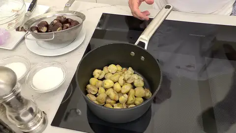 El truco de Karlos Arguiñano para que las castañas no exploten al cocerlas: "Esto es muy importante" El truco de Karlos Arguiñano para que las castañas no exploten al cocerlas: "Esto es muy importante"