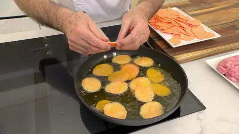 Retira y escúrrelas sobre una fuente Retira y escúrrelas sobre una fuente