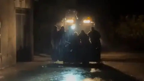 Rescate de una familia en Cauchina (Granada) Rescate de una familia en Cauchina (Granada)