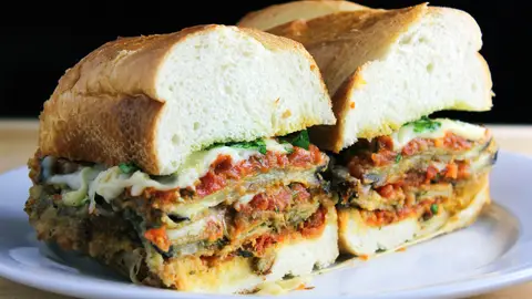 Bocadillo de berenjena Bocadillo de berenjena