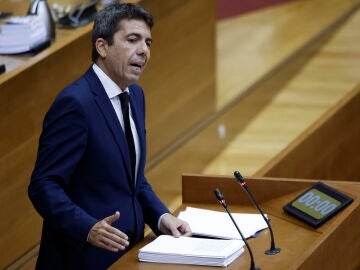 Carlos Mazón durante su comparecencia en el Parlamento valenciano