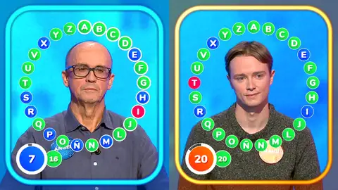 Ángel paga la novatada: los nervios del estreno en El Rosco le traicionan frente a Manu Ángel paga la novatada: los nervios del estreno en El Rosco le traicionan frente a Manu