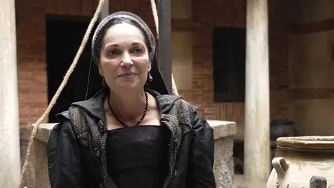 “Es un amor inevitable”: Cristina Plazas analiza la relación de Gabriela y Marie Anne en Beguinas “Es un amor inevitable”: Cristina Plazas analiza la relación de Gabriela y Marie Anne en Beguinas