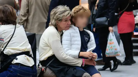 Simoneta Gómez-Acebo con su sobrino Simoneta Gómez-Acebo con su sobrino