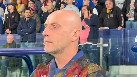 La emoción de Julián Calero, entrenador del Levante La emoción de Julián Calero, entrenador del Levante