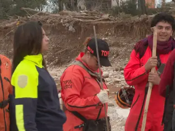 El fundador de los ´topos aztecas' explica como realizan la busqueda El fundador de los ´topos aztecas' explica como realizan la busqueda