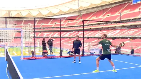 Fernando Llorente y David Silva en acción Fernando Llorente y David Silva en acción