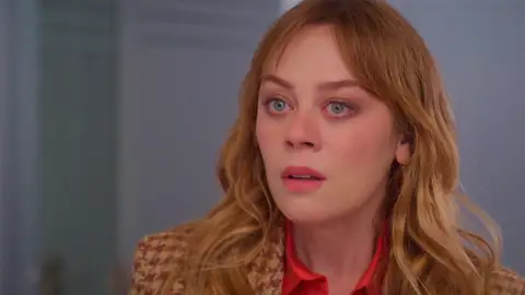 Bahar contiene las lágrimas y responde a la crítica de su amiga por ser ama de casa: “Es la vida que he elegido” Bahar contiene las lágrimas y responde a la crítica de su amiga por ser ama de casa: “Es la vida que he elegido”