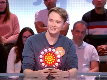 El sorprendente motivo por el que Manu hasta canta en La Pista: “¡Es un milagro!” El sorprendente motivo por el que Manu hasta canta en La Pista: “¡Es un milagro!”