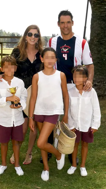 Margarita Vargas y Luis Alfonso de Borbón con sus hijos en 2016 Margarita Vargas y Luis Alfonso de Borbón con sus hijos en 2016