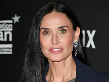 Demi Moore en la premiere de La Sustancia en Paris