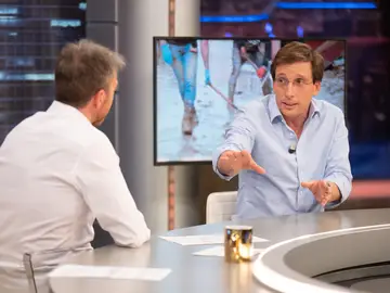 José Luis Martínez-Almeida llama a la unidad política: "Tomemos nota de los voluntarios" José Luis Martínez-Almeida llama a la unidad política: "Tomemos nota de los voluntarios"