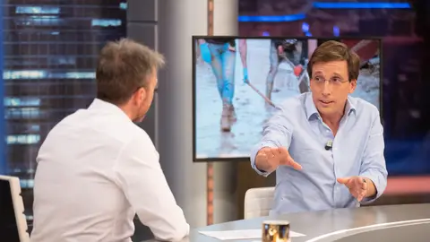 José Luis Martínez-Almeida llama a la unidad política: "Tomemos nota de los voluntarios" José Luis Martínez-Almeida llama a la unidad política: "Tomemos nota de los voluntarios"