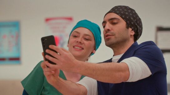 Evren y Bahar en Renacer