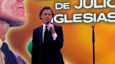 El mítico doble de Julio Iglesias le rinde homenaje en Y ahora Sonsoles: 