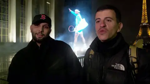 Aficionados despiden a Nadal en París Aficionados despiden a Nadal en París