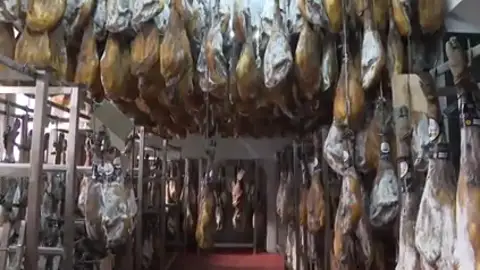 Robo de jamones en plena campaña de Navidad Robo de jamones en plena campaña de Navidad