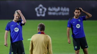 Dani Olmo, en el entrenamiento de este martes del Barcelona en Arabia Saud&iacute;