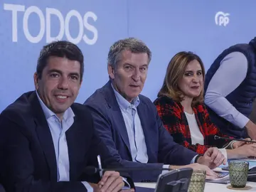Alberto Núñez Feijóo con Carlos Mazón Alberto Núñez Feijóo con Carlos Mazón