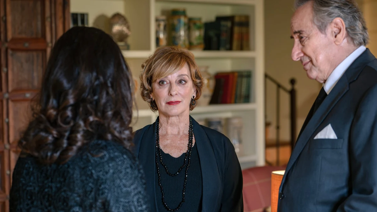 Irene, la hermana de Pedro, conoce a Digna... ¿han empezado con mal pie?