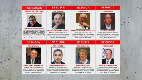 Carteles 'se busca' exmandatarios