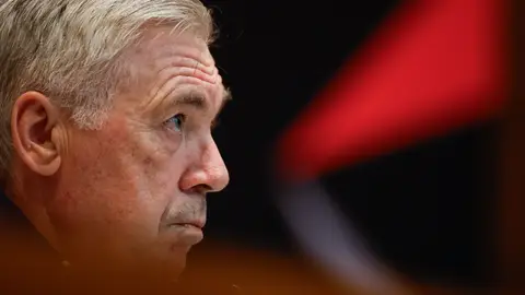 Carlo Ancelotti, en la rueda de prensa en Yeda Carlo Ancelotti, en la rueda de prensa en Yeda