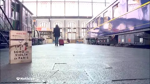 "Sonó un violín en París", la ultima novela histórica de María Reig "Sonó un violín en París", la ultima novela histórica de María Reig