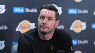 El entrenador de los Lakers, JJ Redick