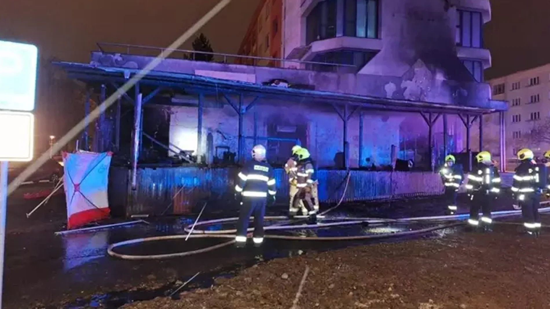 Seis muertos y ocho heridos en la explosión de un restaurante en Most, República Checa Seis muertos y ocho heridos en la explosión de un restaurante en Most, República Checa